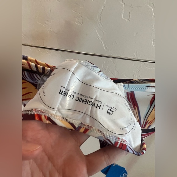 NWT Cupshe High-Waisted Bottoms, Hawaiian/Floral Pattern, Size XL - Picture 5 of 6